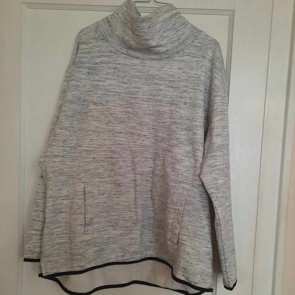 Tek Gear Gray Sweatshirt